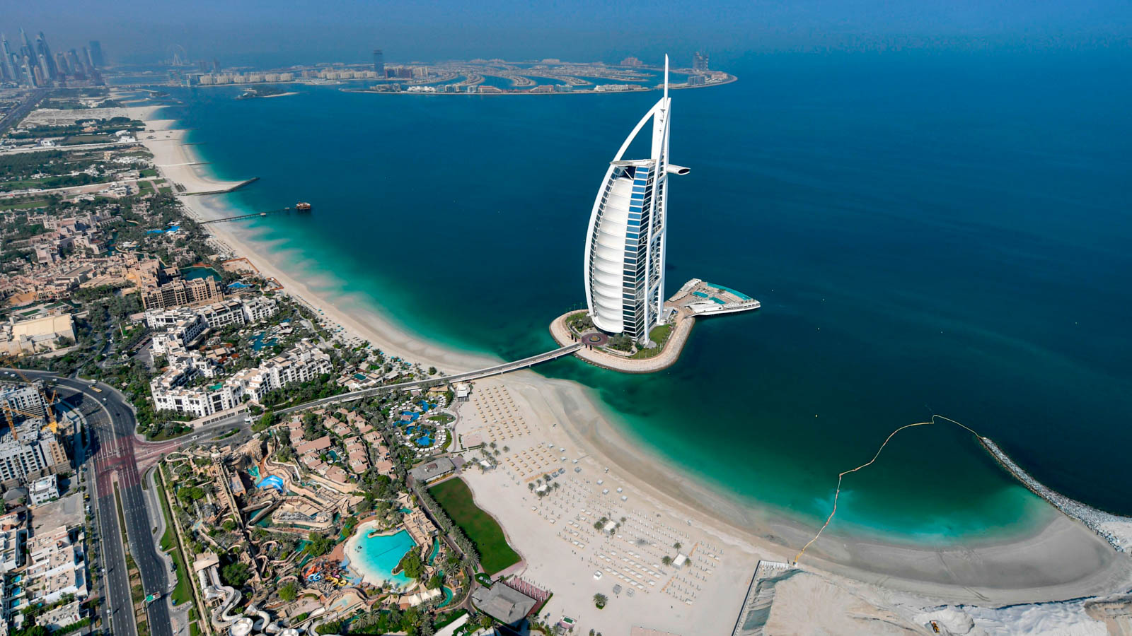 Tour Du Lịch Khám Phá Thành Phố Sa Mạc Dubai – Abu Dhabi 5 Ngày 4 Đêm